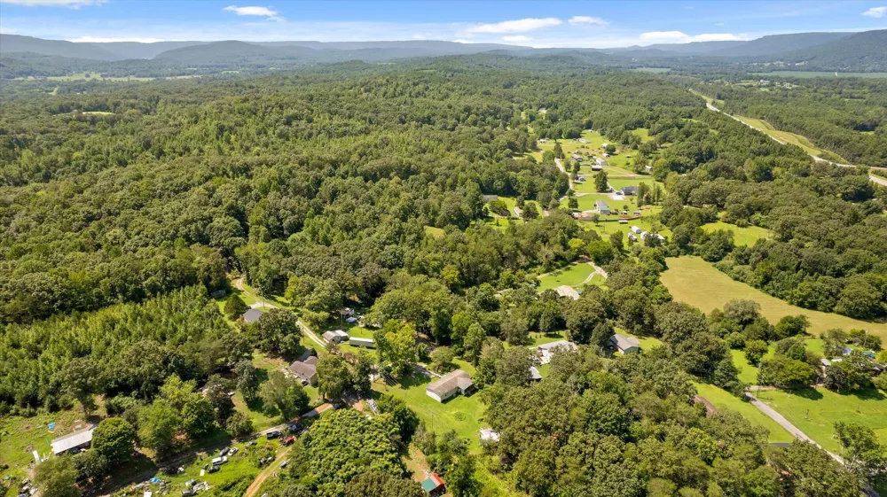 205 Ridge Road Whitwell, TN 37397