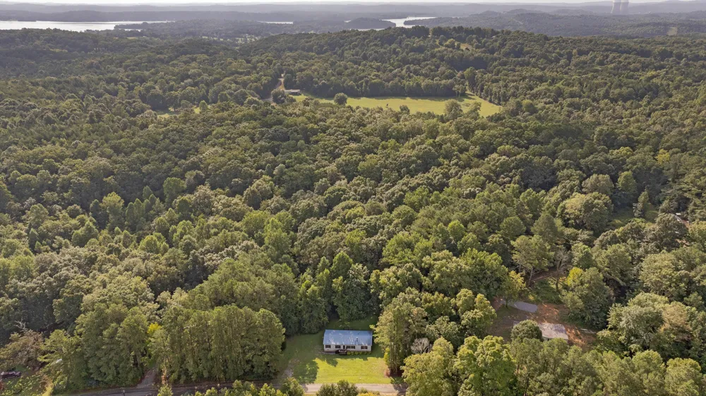 316 Len Mar Road Spring City, TN 37381