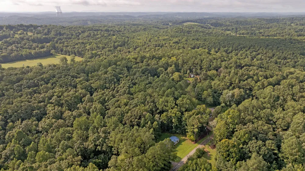 316 Len Mar Road Spring City, TN 37381