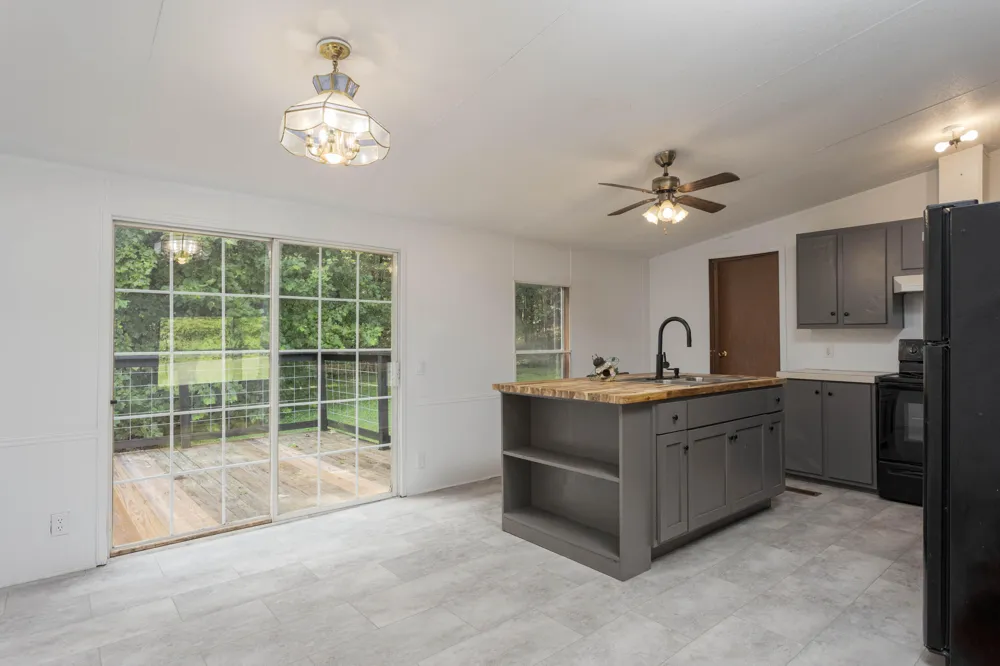 316 Len Mar Road Spring City, TN 37381