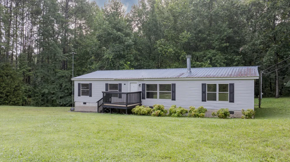316 Len Mar Road Spring City, TN 37381