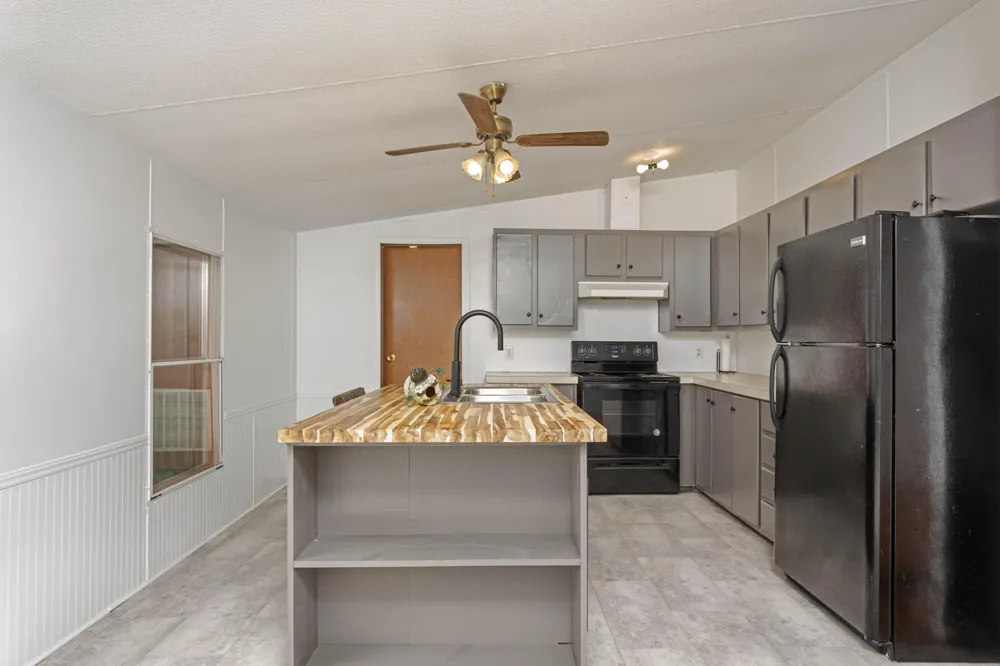 316 Len Mar Road Spring City, TN 37381