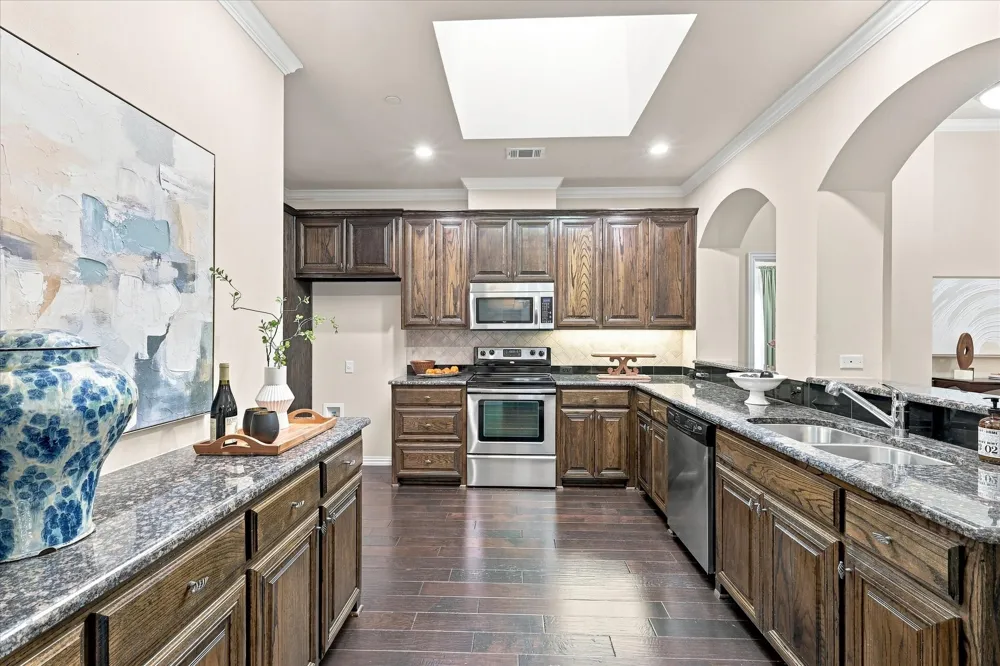 5702 Murray Farm Drive Fairview, TX 75069