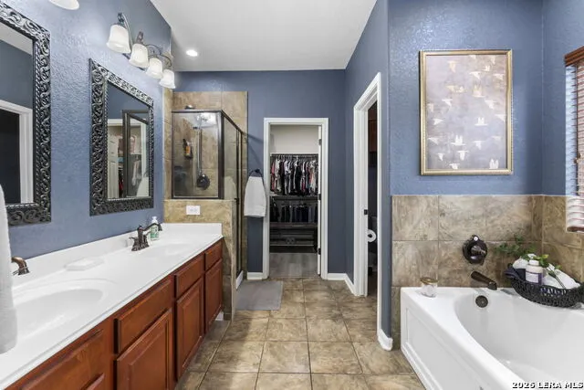 201 Kensington Dr. Cibolo, TX 78108