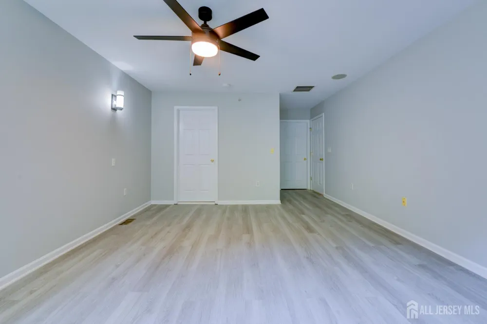 34 Forest Drive Piscataway, NJ 08844