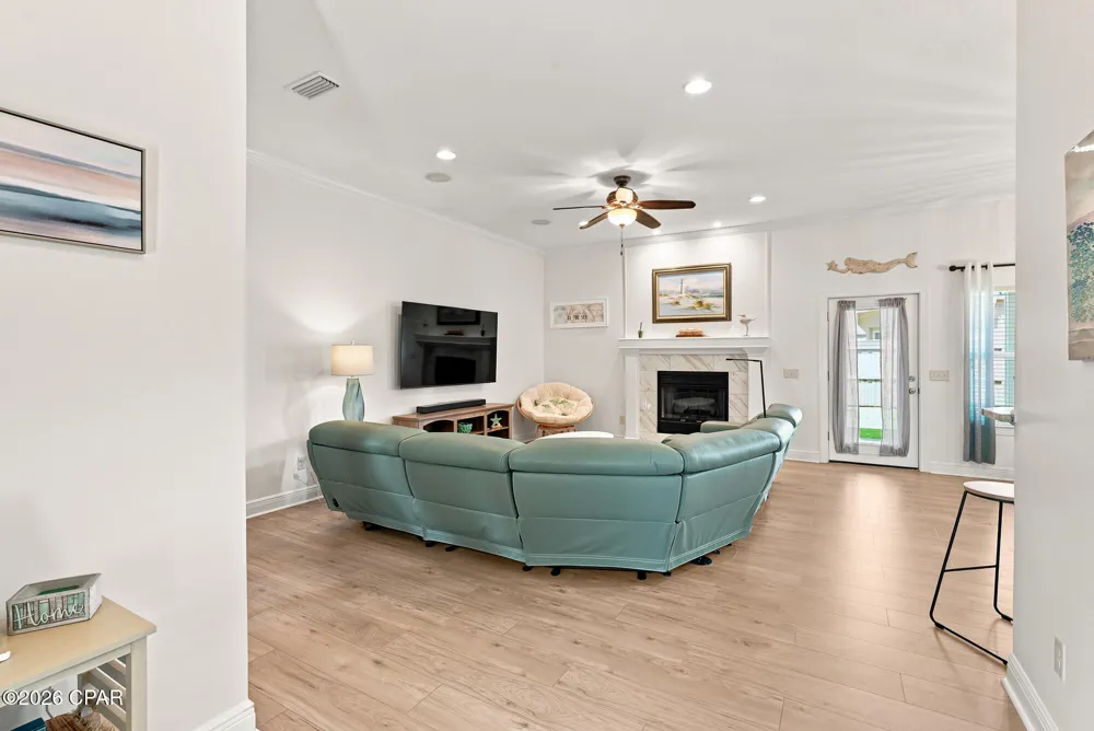 424 Hidden Island Drive Panama City, FL 32408