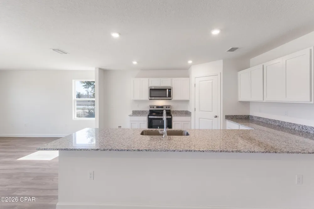 1714 Dora Lane Chipley, FL 32428