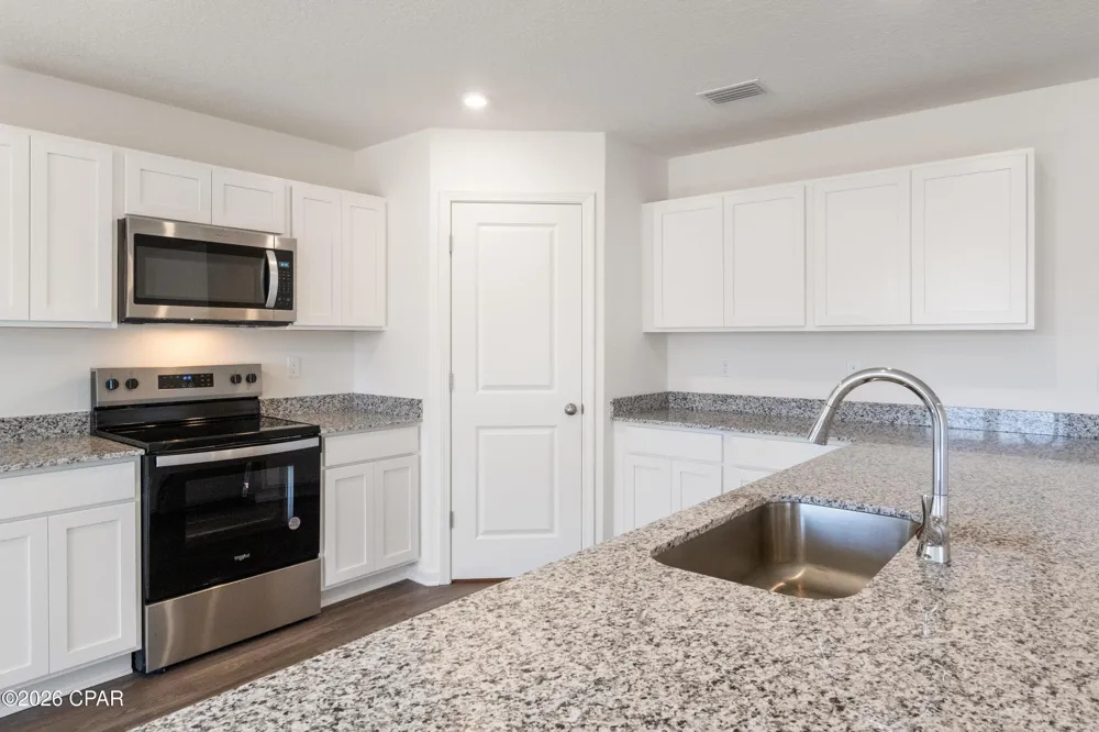 1714 Dora Lane Chipley, FL 32428