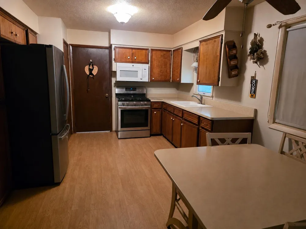 11674 8th Avenue NW Grand Rapids, MI 49534