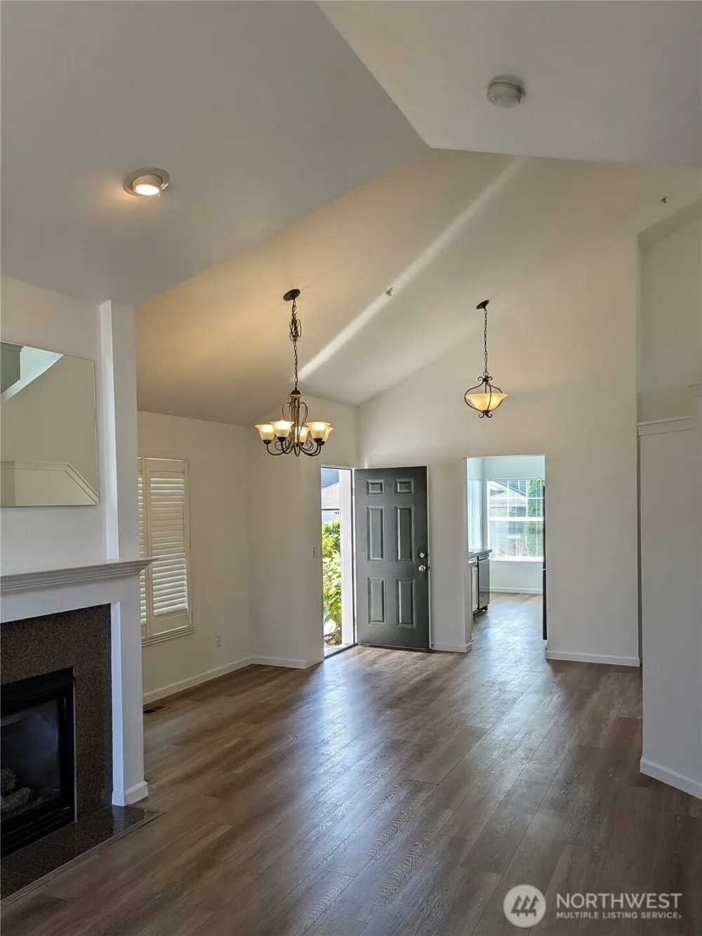 1221 65th Street SE #103 Auburn, WA 98092