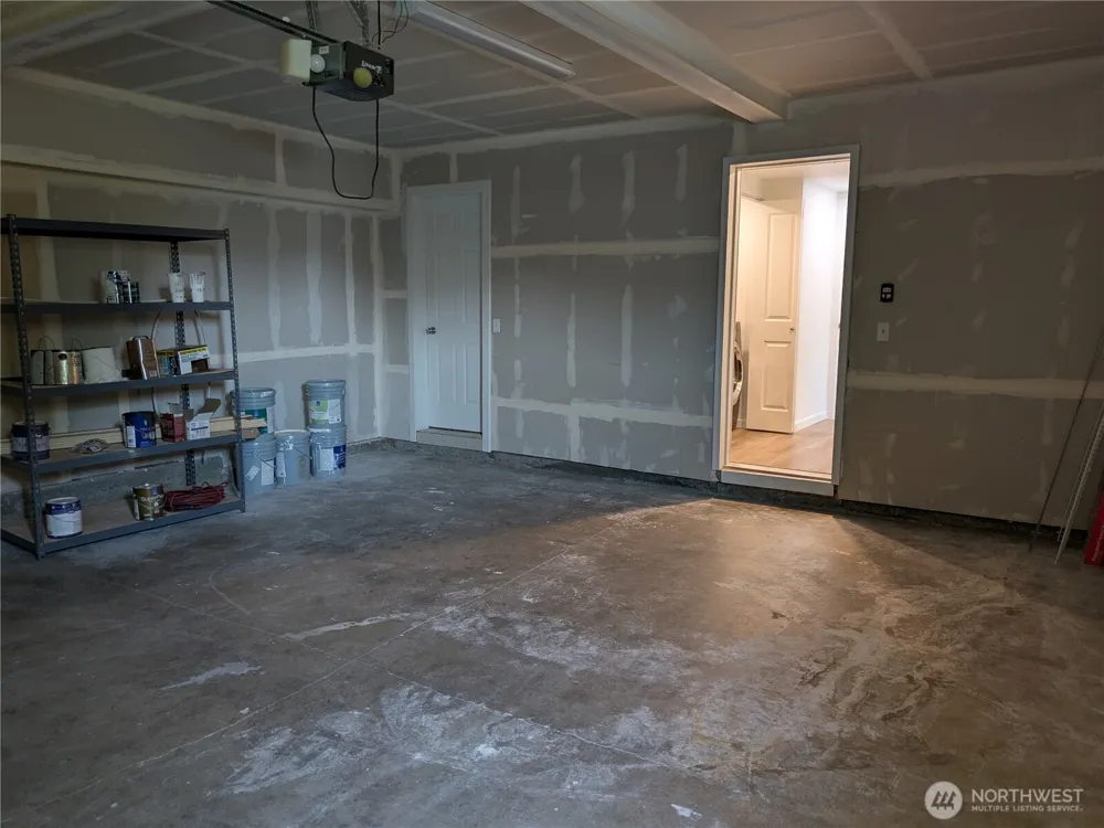 1221 65th Street SE #103 Auburn, WA 98092