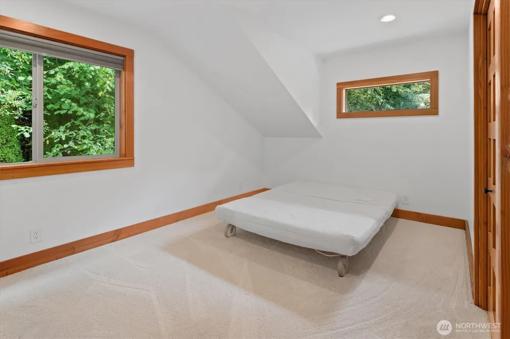 18409 High Rock Road Monroe, WA 98272