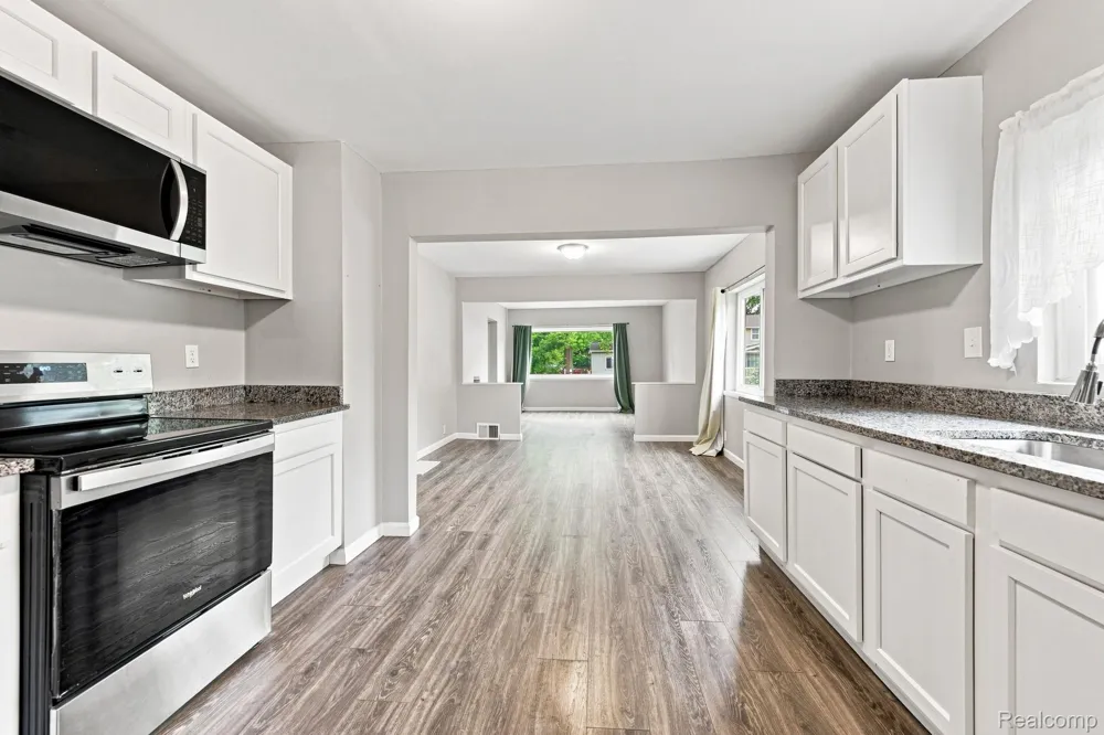1350 Spencer Street Ferndale City, MI 48220