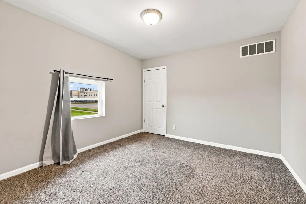 1350 Spencer Street Ferndale City, MI 48220
