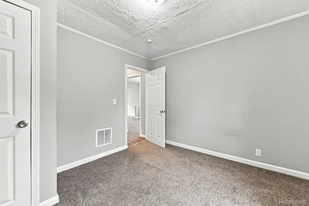 1350 Spencer Street Ferndale City, MI 48220