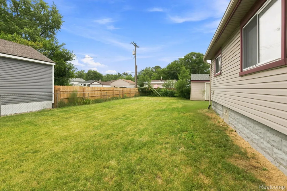 1350 Spencer Street Ferndale City, MI 48220