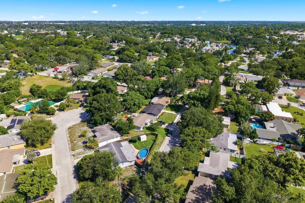 6241 MAPLEWOOD DRIVE New Port Richey, FL 34653
