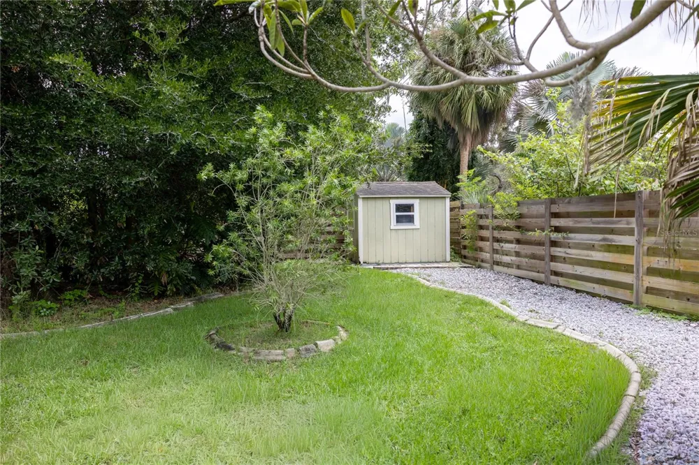 615 VALLE VISTA DRIVE Brandon, FL 33511