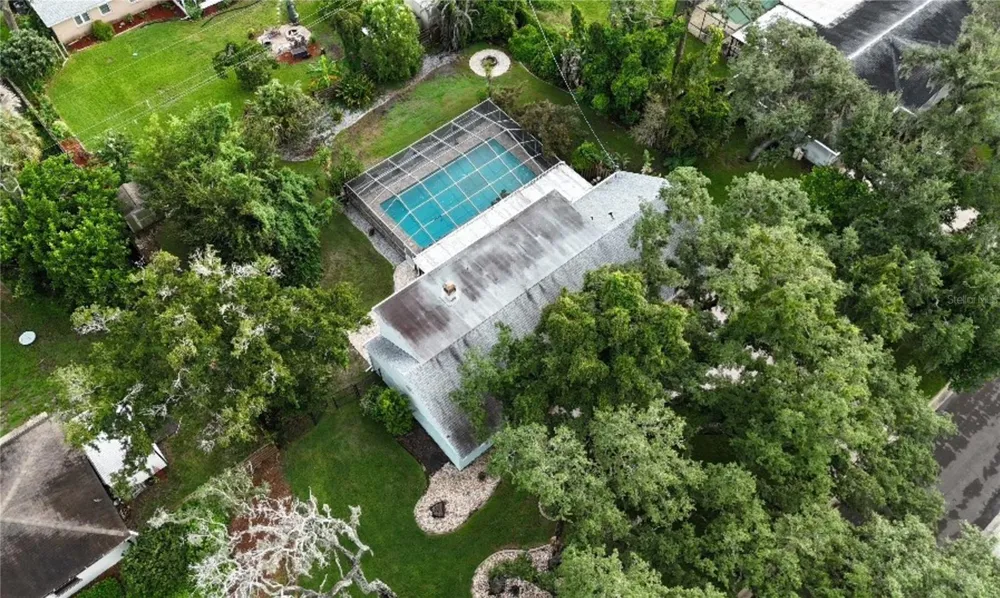615 VALLE VISTA DRIVE Brandon, FL 33511
