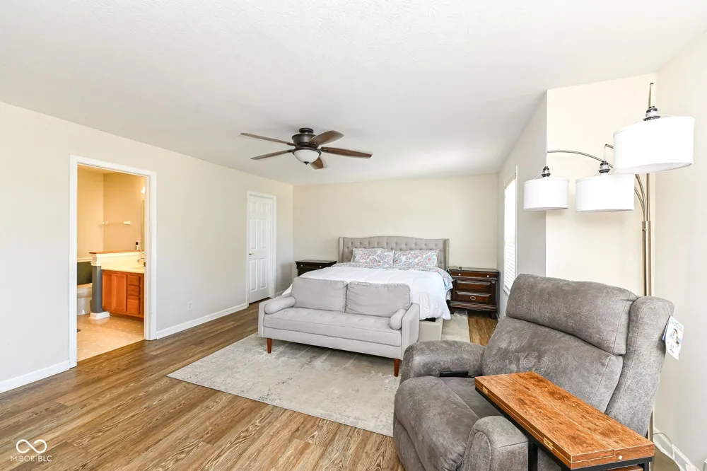 19388 Golden Meadow Way Noblesville, IN 46060