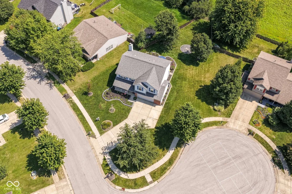 19388 Golden Meadow Way Noblesville, IN 46060