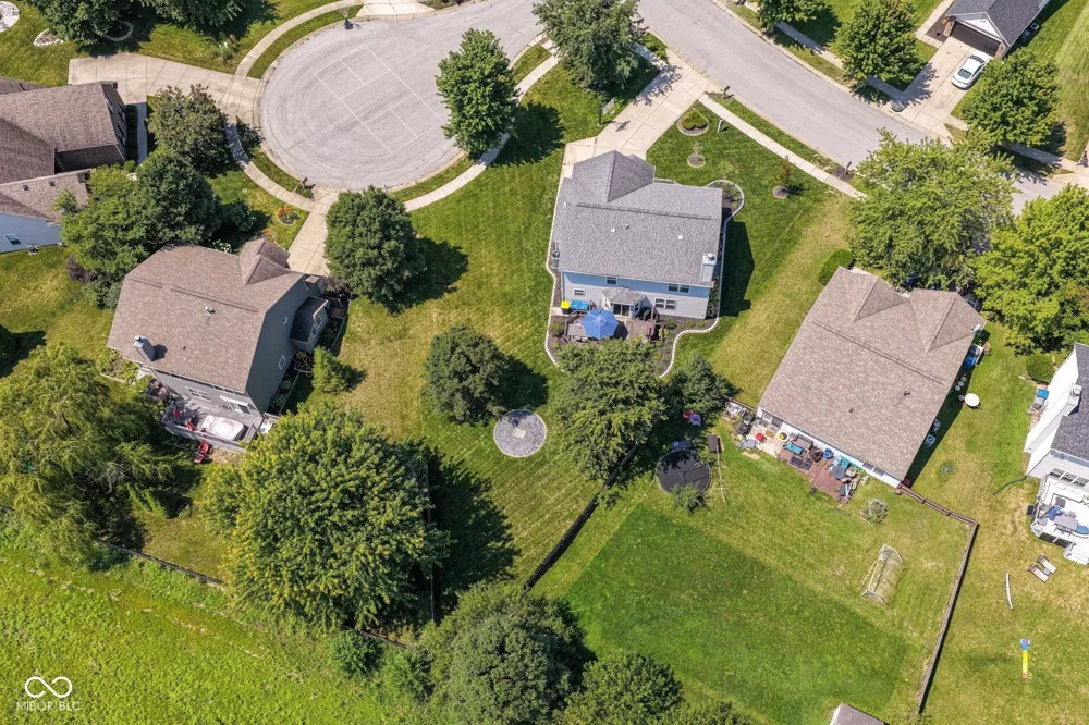 19388 Golden Meadow Way Noblesville, IN 46060