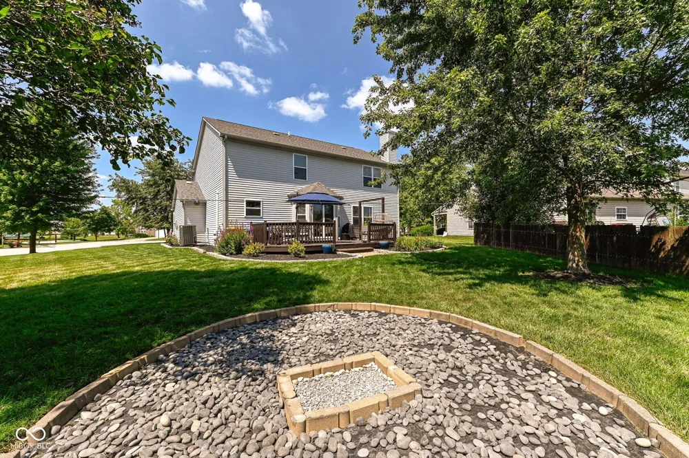 19388 Golden Meadow Way Noblesville, IN 46060