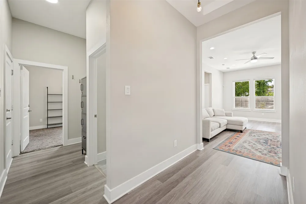 1210 Morrell Avenue Dallas, TX 75203
