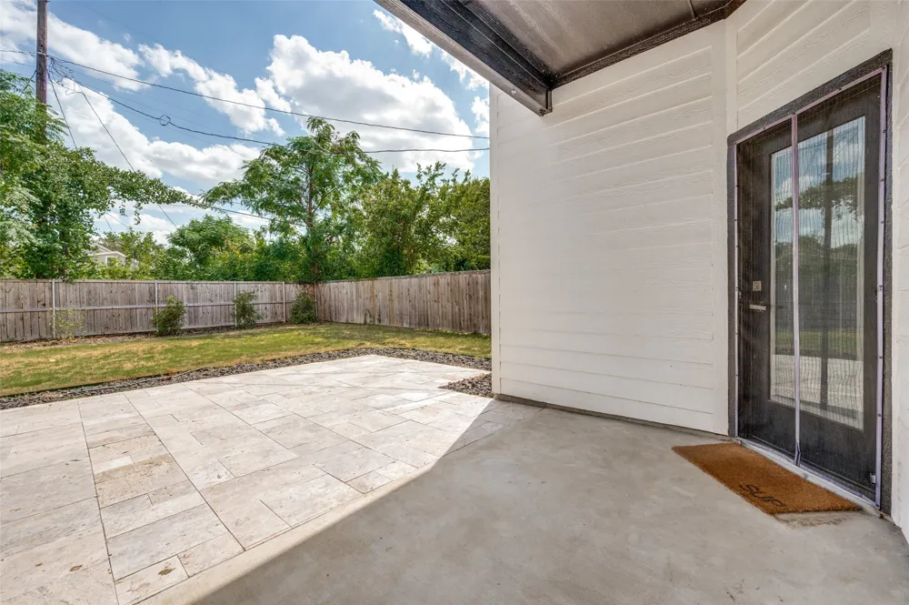 1210 Morrell Avenue Dallas, TX 75203