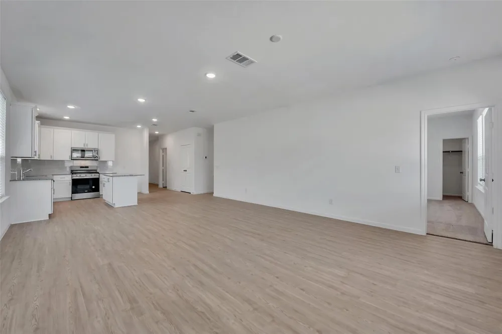 339 Lippizan Drive Alvin, TX 77511