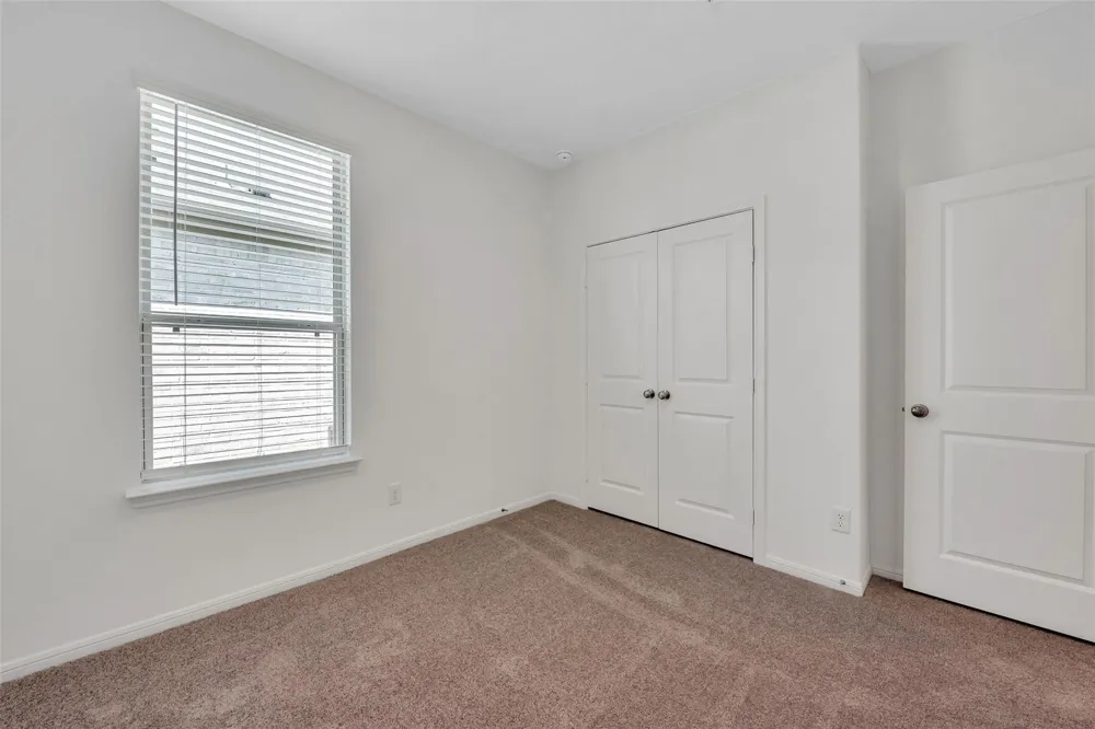 339 Lippizan Drive Alvin, TX 77511