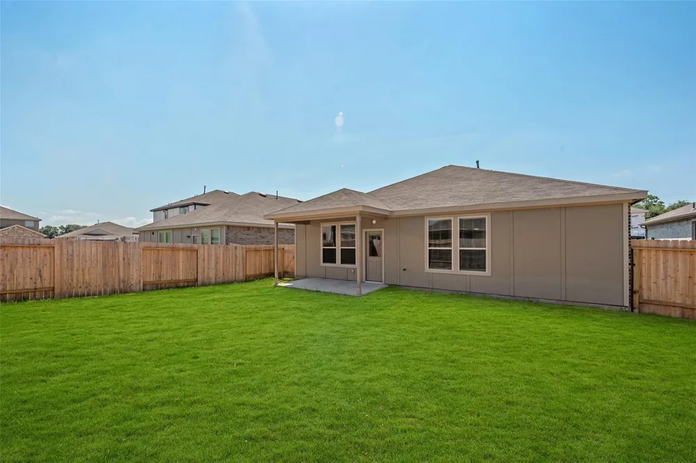 339 Lippizan Drive Alvin, TX 77511
