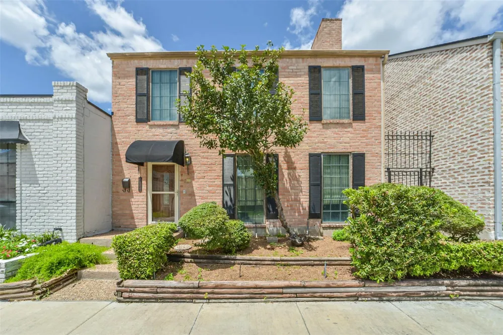 4008 Breakwood Drive Houston, TX 77025