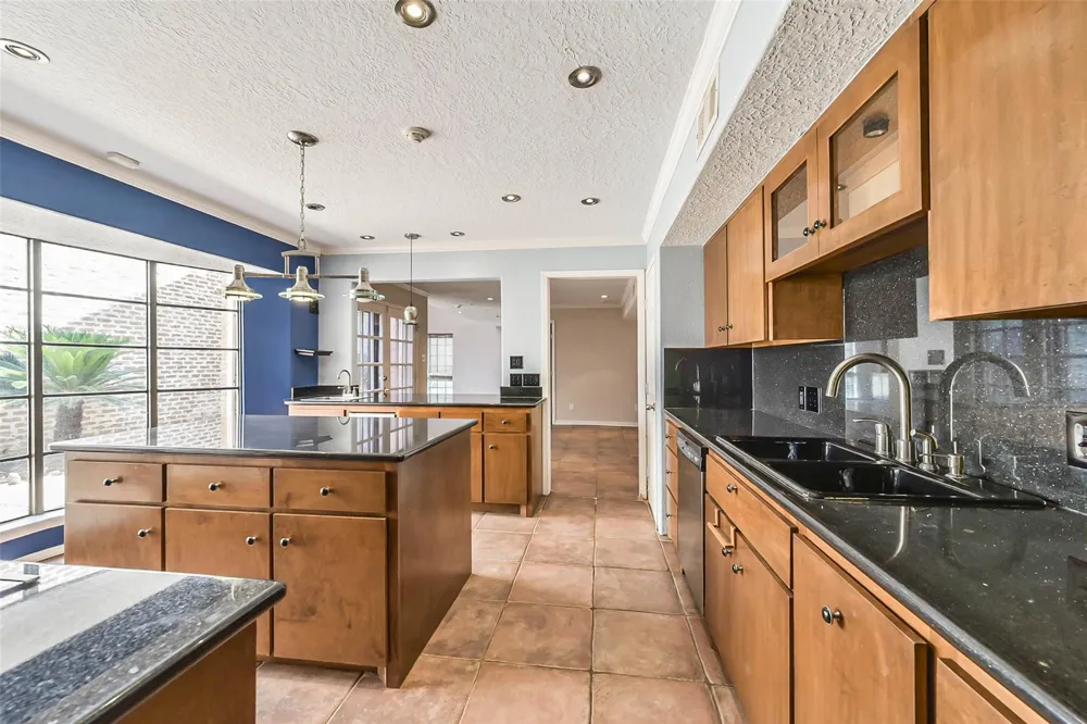 4008 Breakwood Drive Houston, TX 77025