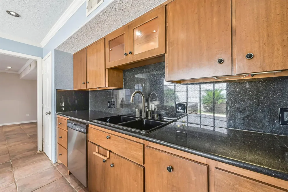 4008 Breakwood Drive Houston, TX 77025