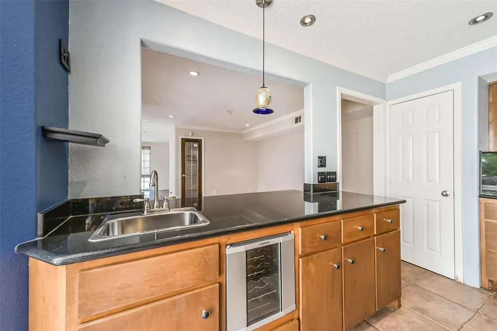 4008 Breakwood Drive Houston, TX 77025