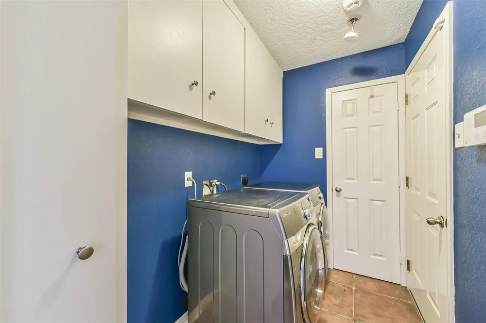 4008 Breakwood Drive Houston, TX 77025
