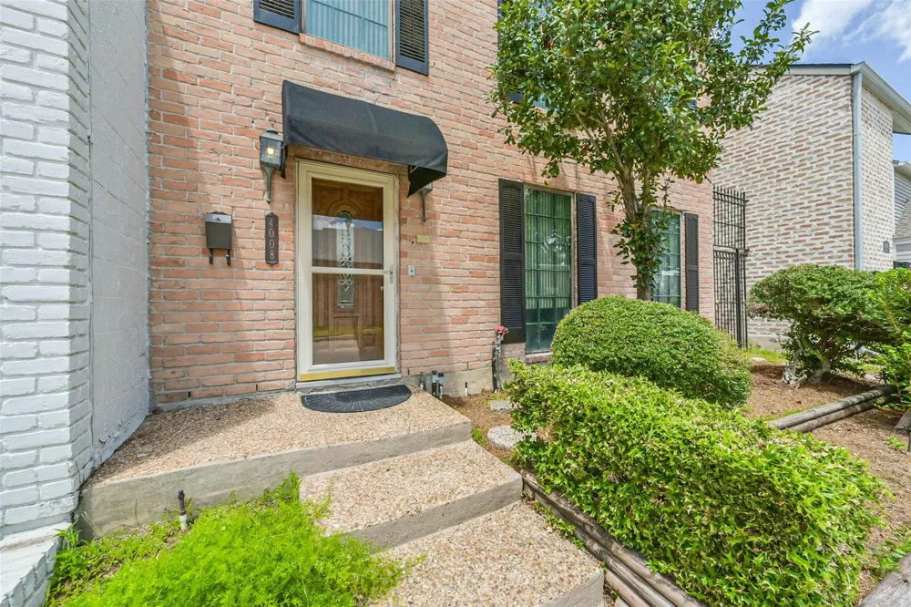 4008 Breakwood Drive Houston, TX 77025