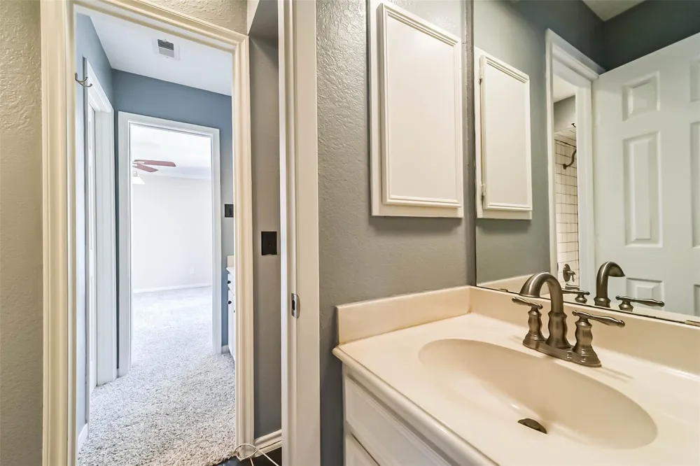 4008 Breakwood Drive Houston, TX 77025