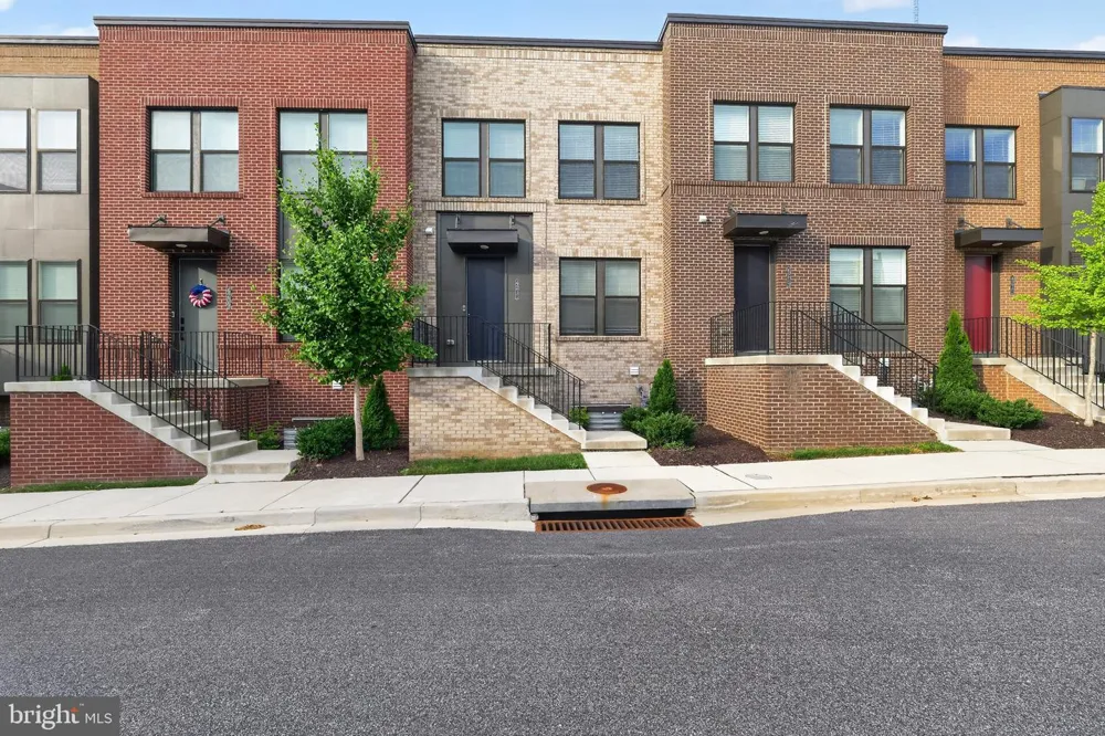 4211 LAPLATA AVENUE Baltimore, MD 21211