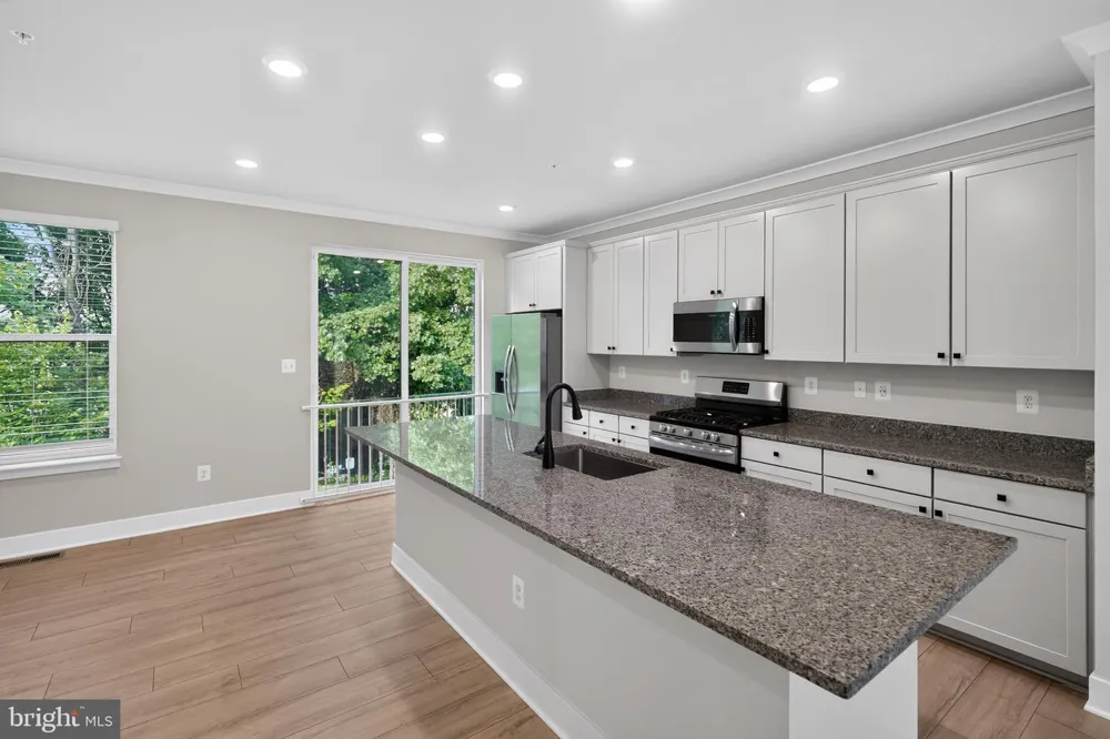 4211 LAPLATA AVENUE Baltimore, MD 21211