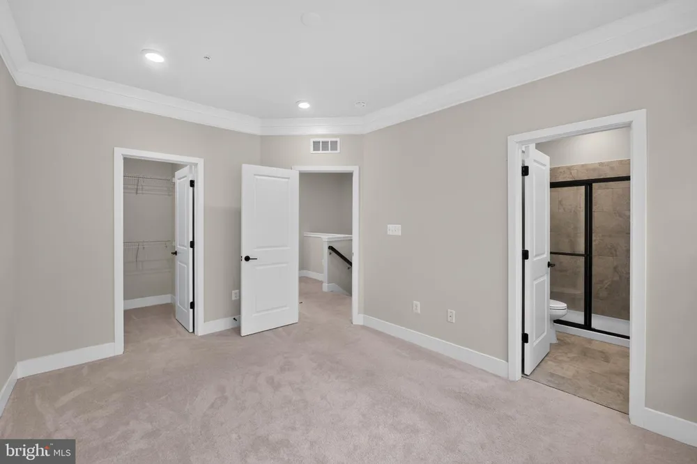 4211 LAPLATA AVENUE Baltimore, MD 21211