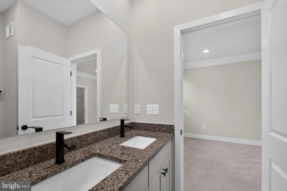 4211 LAPLATA AVENUE Baltimore, MD 21211