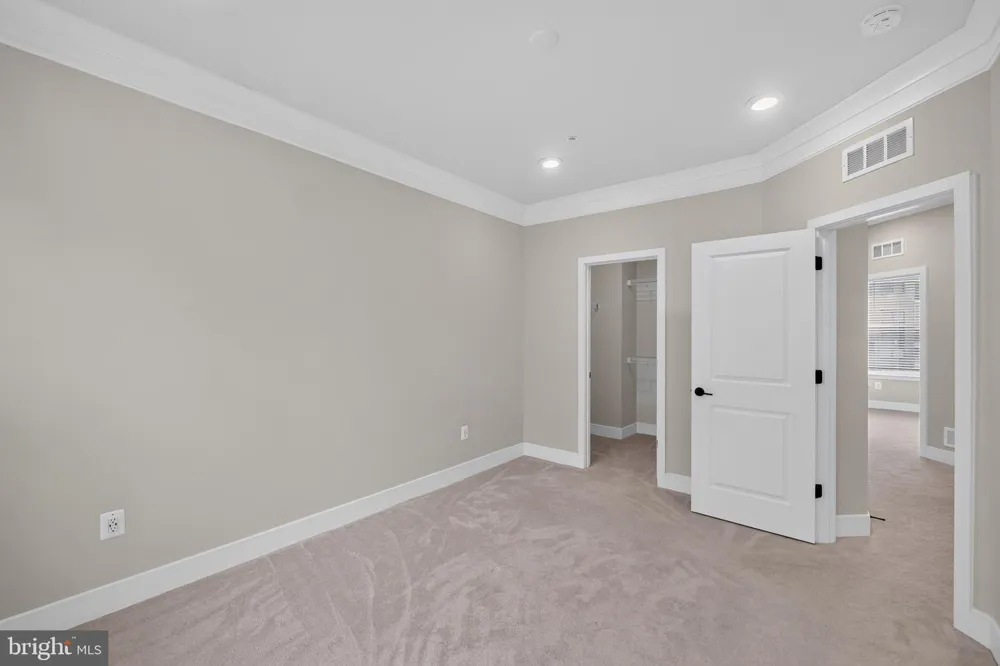 4211 LAPLATA AVENUE Baltimore, MD 21211
