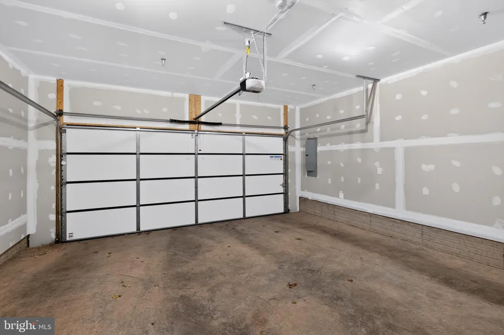 4211 LAPLATA AVENUE Baltimore, MD 21211