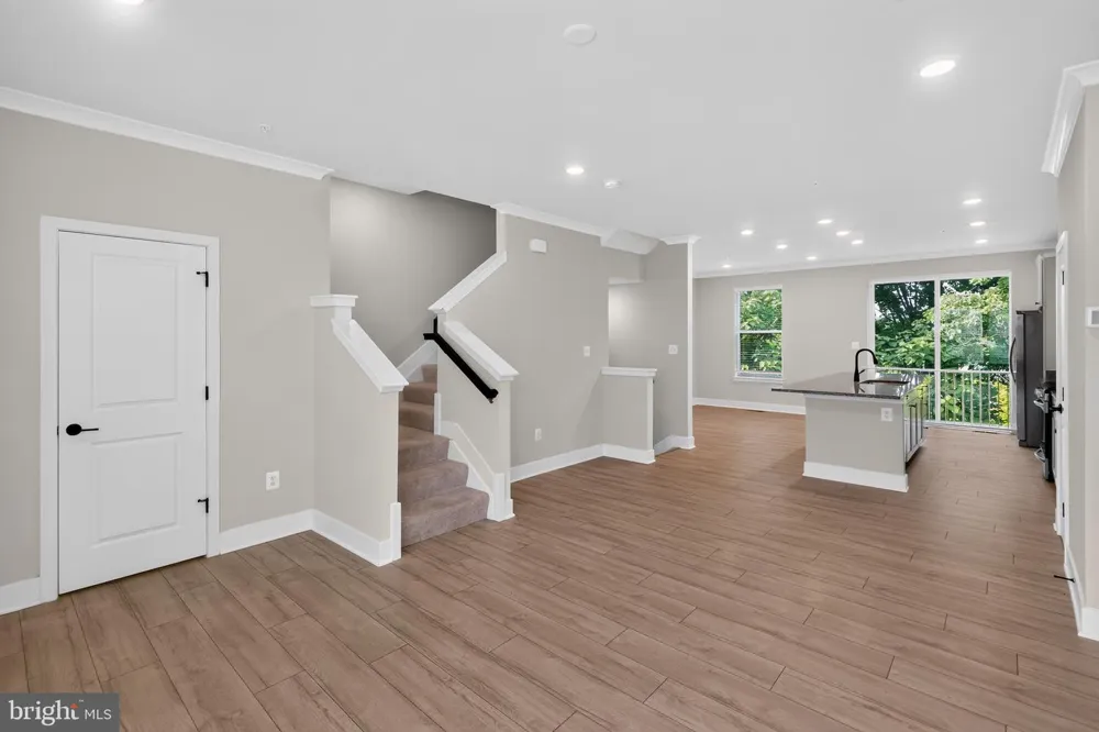 4211 LAPLATA AVENUE Baltimore, MD 21211