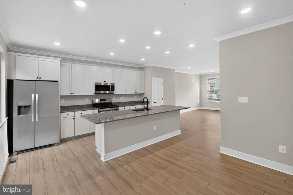 4211 LAPLATA AVENUE Baltimore, MD 21211