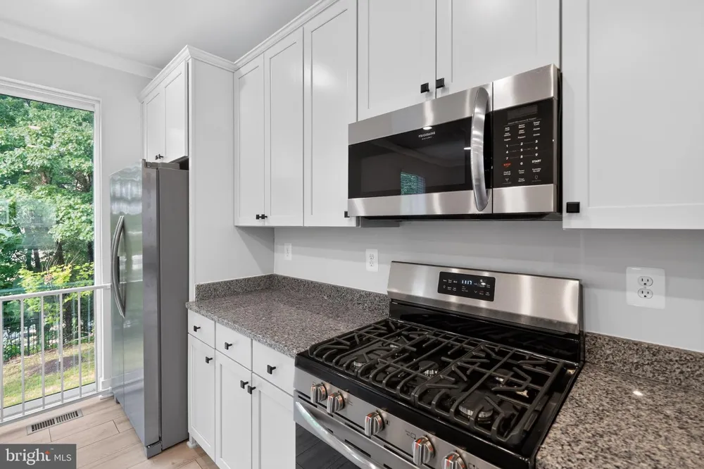 4211 LAPLATA AVENUE Baltimore, MD 21211