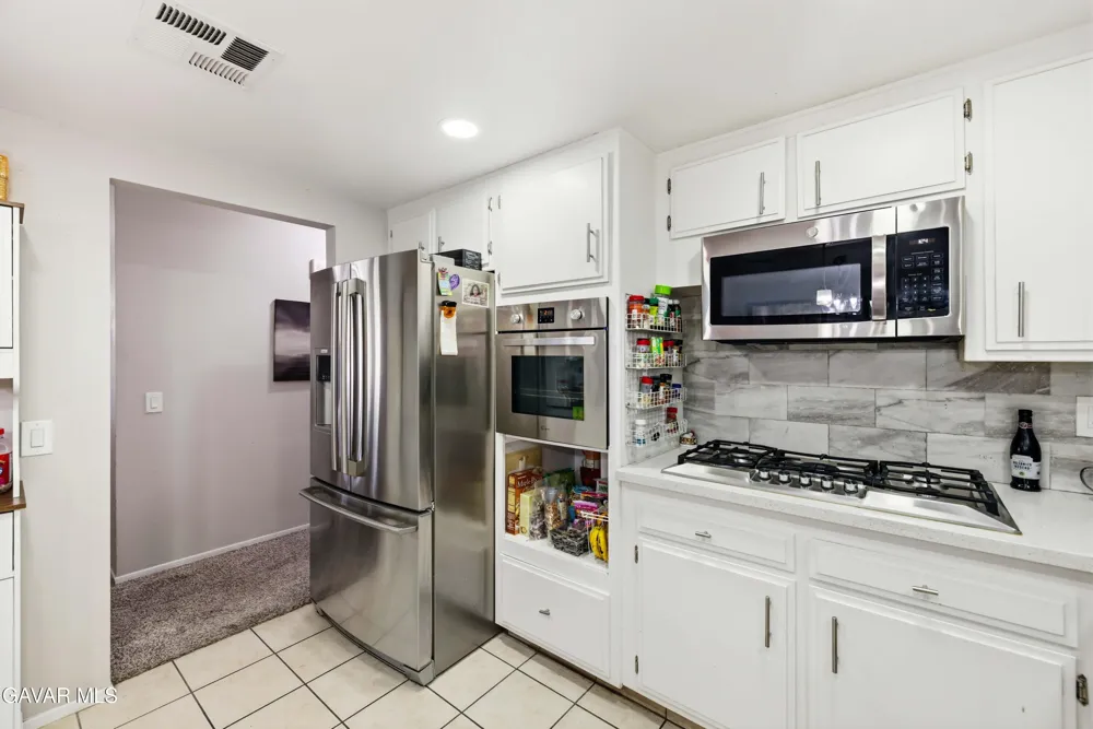 42353 45th Street Quartz Hill, CA 93536