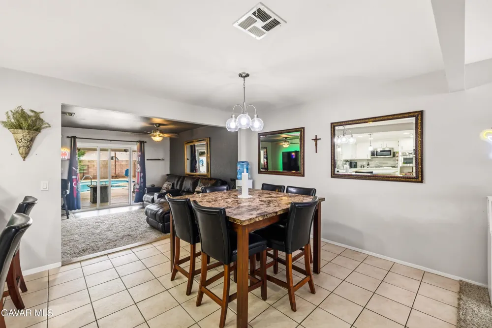 42353 45th Street Quartz Hill, CA 93536